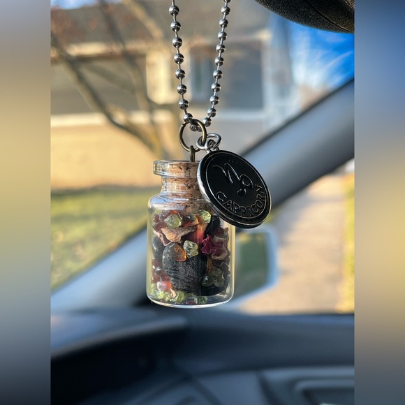 Capricorn ♑️ Car Charm Bottle Crystal Herb Cork Jar Hand Crafted Zodiac - Picture 3 of 3